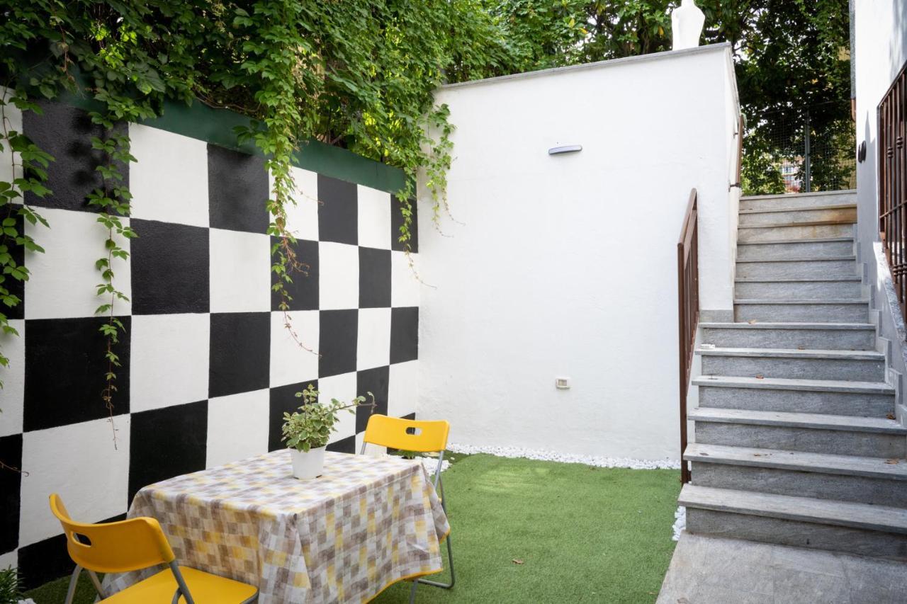 Fabio'S Bnb Apartment Milan Bagian luar foto