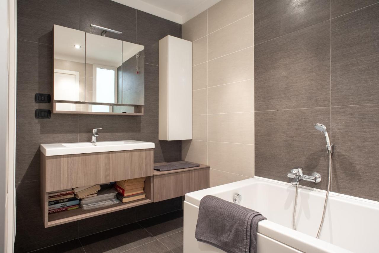 Fabio'S Bnb Apartment Milan Bagian luar foto